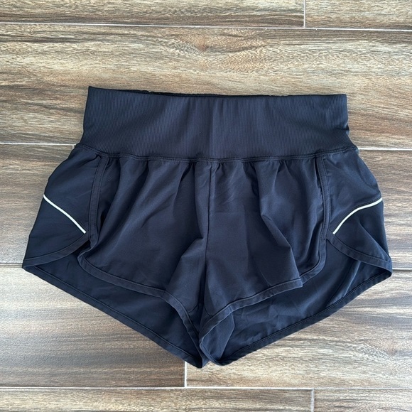 Z by Zella Black Athletic Shorts with Reflective Detail, XS - Picture 2 of 11